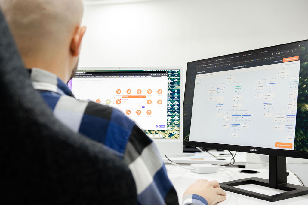 HubSpot expert works on a custom HubSpot workflow automation setup.